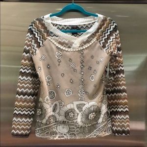 ANAC designed by kimi L/S top